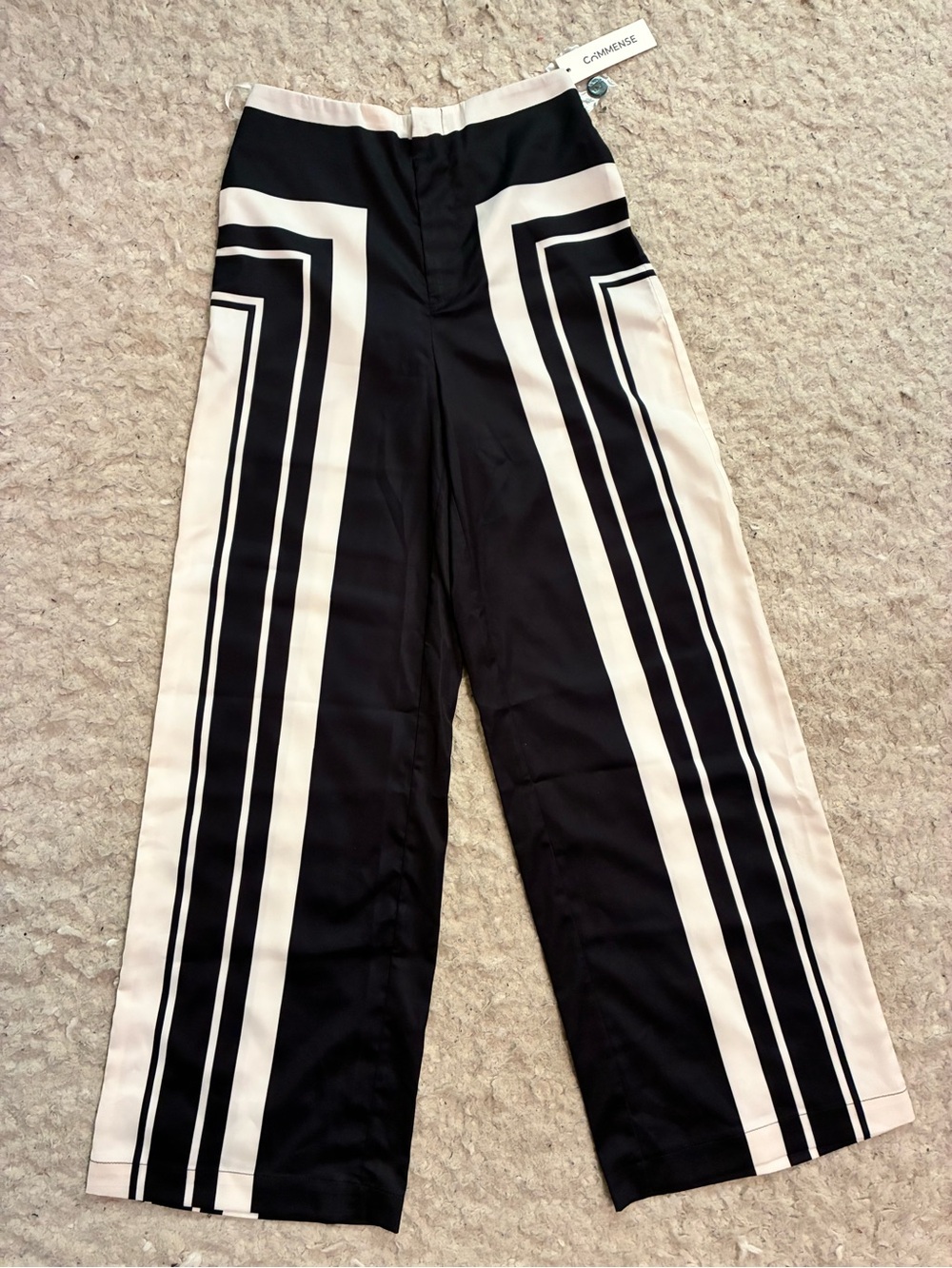 Commense Black and White Wide-Leg Geometric Silk like Pants